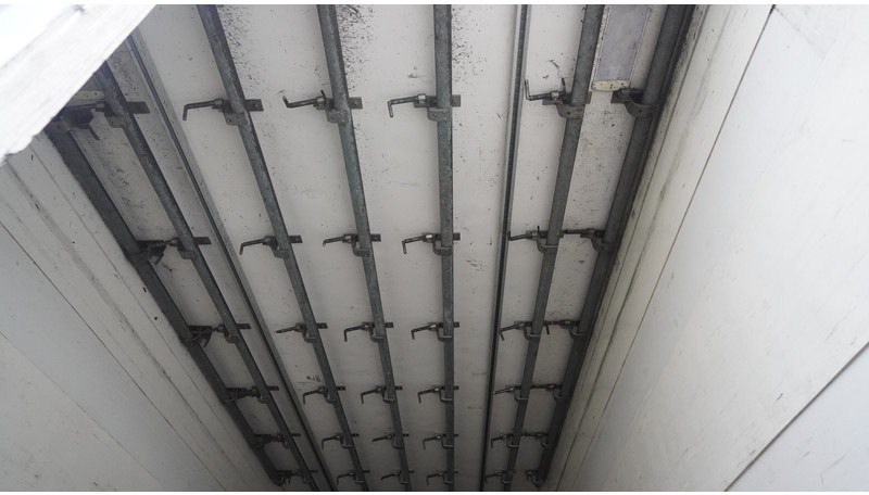 Van Eck 3 AXLE FRIGO WITH MEAT HOOK SYSTEM - Kühlkoffer Auflieger: das Bild 4 Van Eck 3 AXLE FRIGO WITH MEAT HOOK SYSTEM - Kühlkoffer Auflieger: das Bild 4