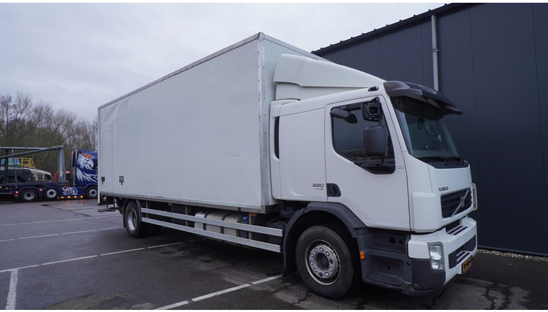 Volvo FE 280 CLOSED BOX 354.000KM MANUAL GEARBOX - Koffer LKW: das Bild 4 Volvo FE 280 CLOSED BOX 354.000KM MANUAL GEARBOX - Koffer LKW: das Bild 4