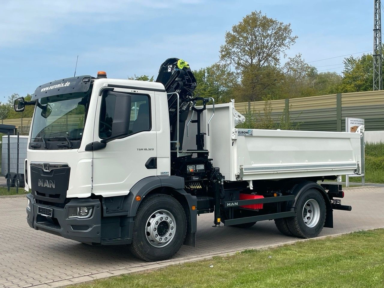 MAN TGM 18.320 4x2 Euro6e Hiab X-HiDuo138DS-3Euromix - Kipper, Autokran: das Bild 1 MAN TGM 18.320 4x2 Euro6e Hiab X-HiDuo138DS-3Euromix - Kipper, Autokran: das Bild 1