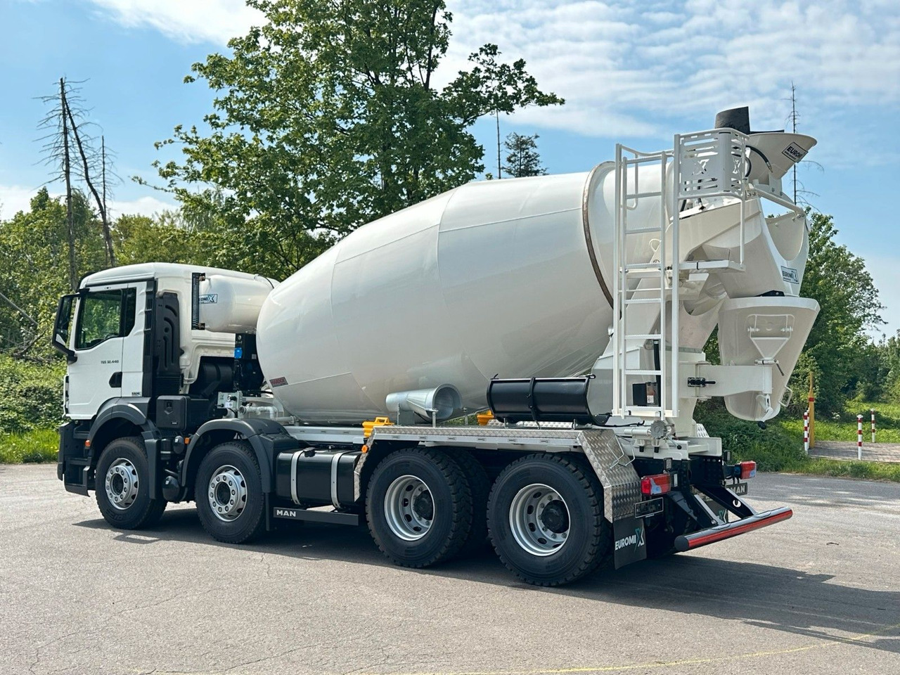 MAN TGS 32.440 8x4 / Euromix MTP EM 9 L - Fahrmischer: das Bild 5 MAN TGS 32.440 8x4 / Euromix MTP EM 9 L - Fahrmischer: das Bild 5