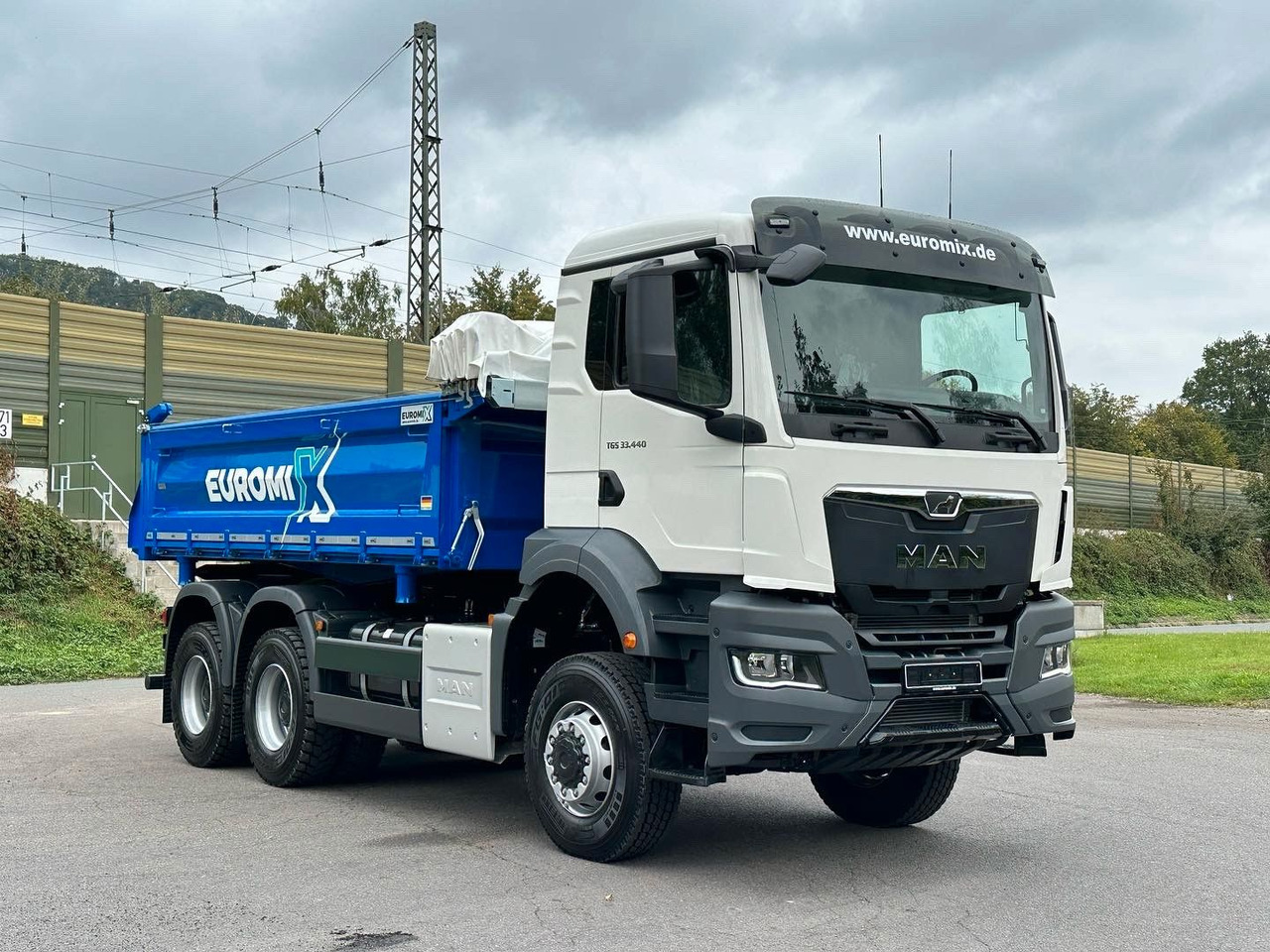 MAN TGS 33.440 6x6 /Euro6 3-Seiten-Kipper EuromixMTP - Kipper: das Bild 3 MAN TGS 33.440 6x6 /Euro6 3-Seiten-Kipper EuromixMTP - Kipper: das Bild 3