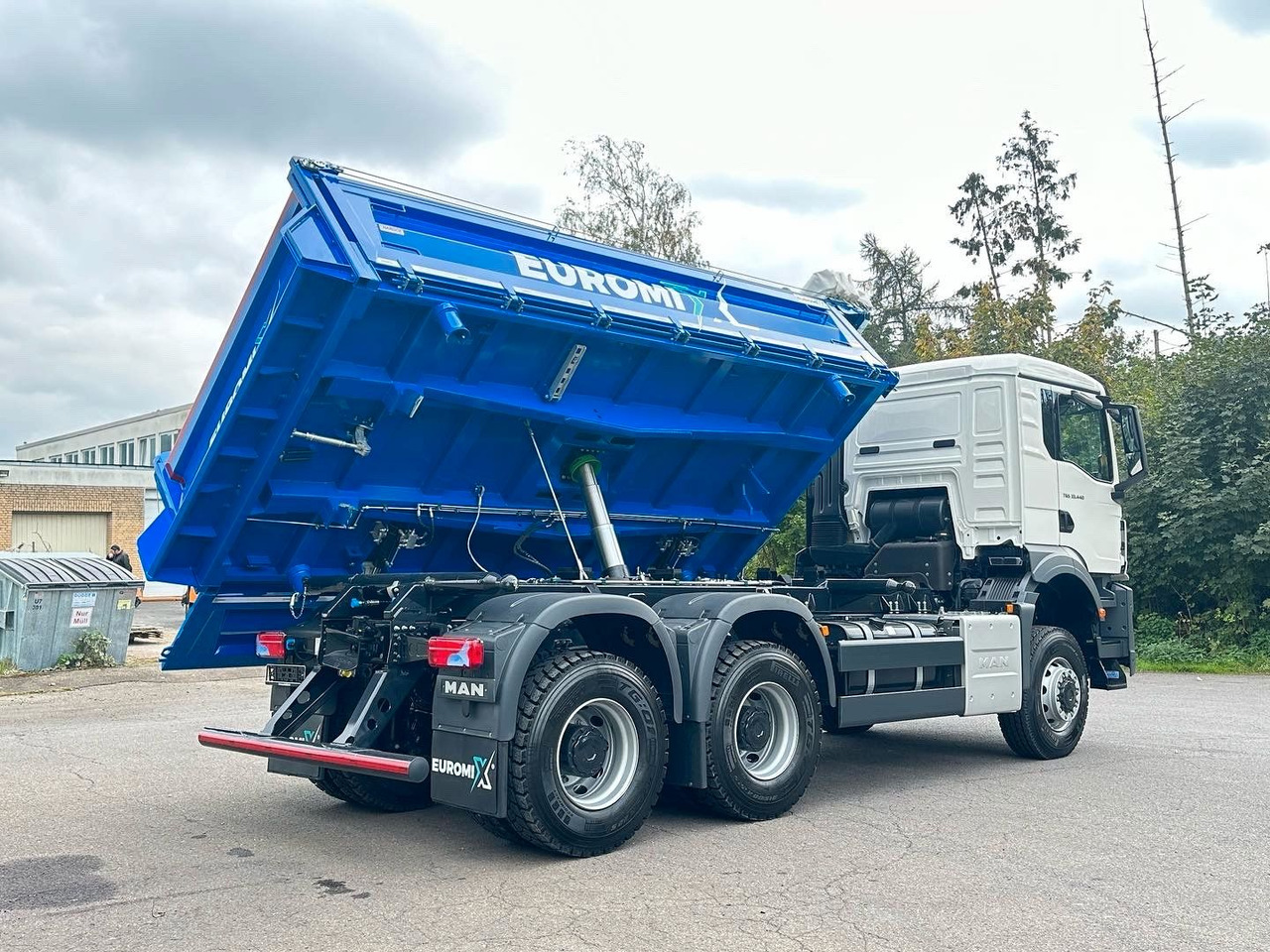Kipper MAN TGS 33.440 6x6 /Euro6 3-Seiten-Kipper EuromixMTP: das Bild 16