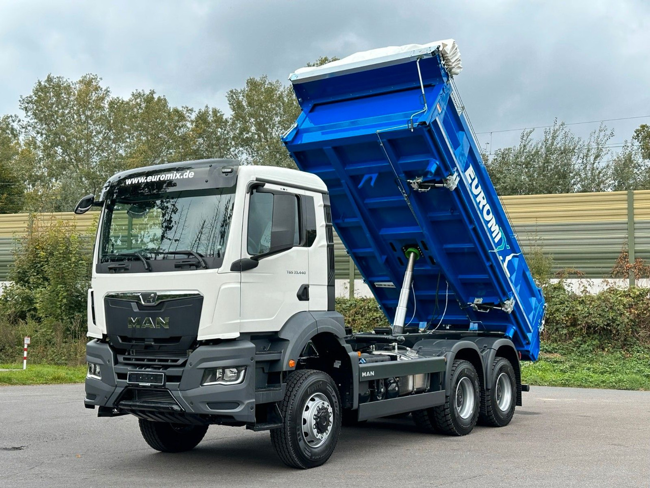 Kipper MAN TGS 33.440 6x6 /Euro6 3-Seiten-Kipper EuromixMTP: das Bild 24