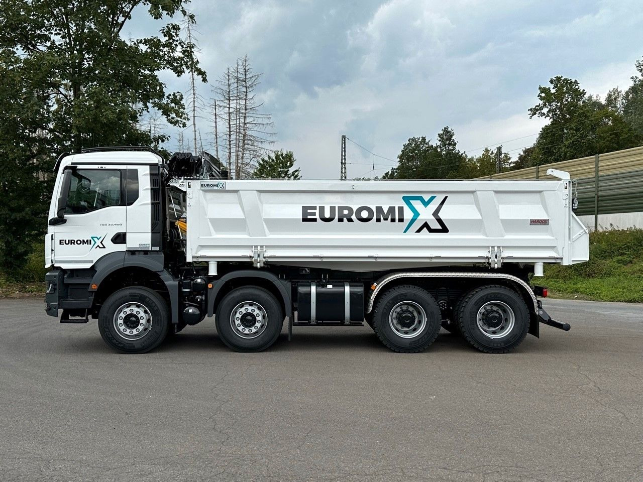 MAN TGS 35.480 8x4 EuromixMTP 3-Seiten-Kipper - Kipper: das Bild 2 MAN TGS 35.480 8x4 EuromixMTP 3-Seiten-Kipper - Kipper: das Bild 2