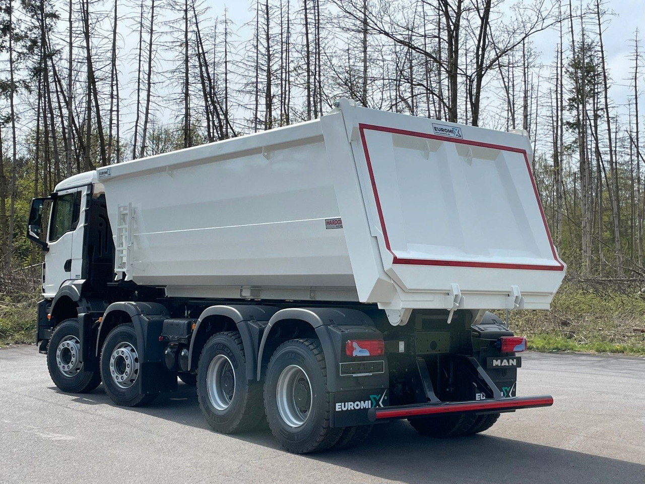 MAN TGS 41.400 8x4 / EUROMIX MTP 20m³/ EURO2 Kipper - Kipper: das Bild 5 MAN TGS 41.400 8x4 / EUROMIX MTP 20m³/ EURO2 Kipper - Kipper: das Bild 5