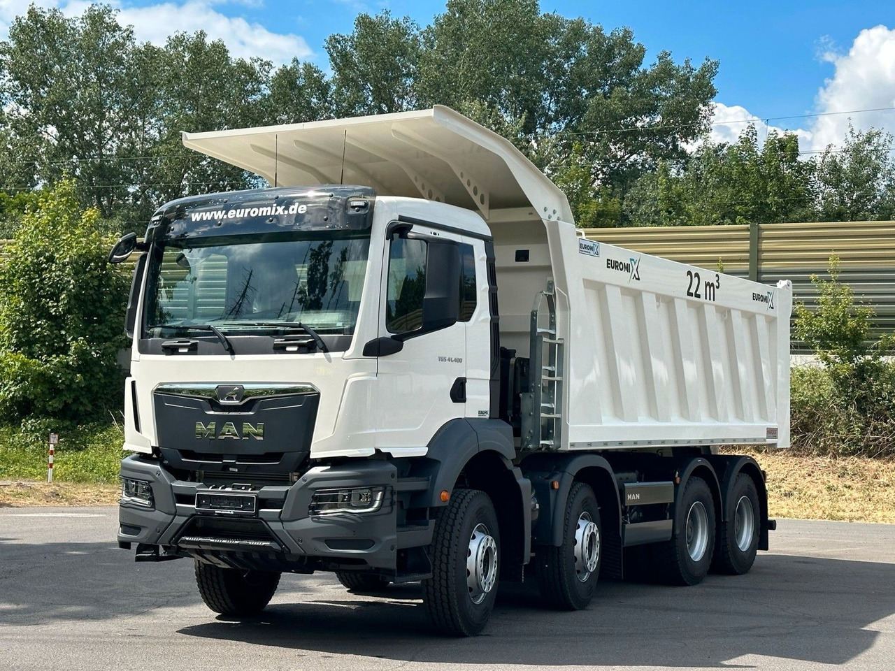 MAN TGS 41.400 8x4 / EUROMIX MTP 22m³/ Eckige Mulde - Kipper: das Bild 1 MAN TGS 41.400 8x4 / EUROMIX MTP 22m³/ Eckige Mulde - Kipper: das Bild 1