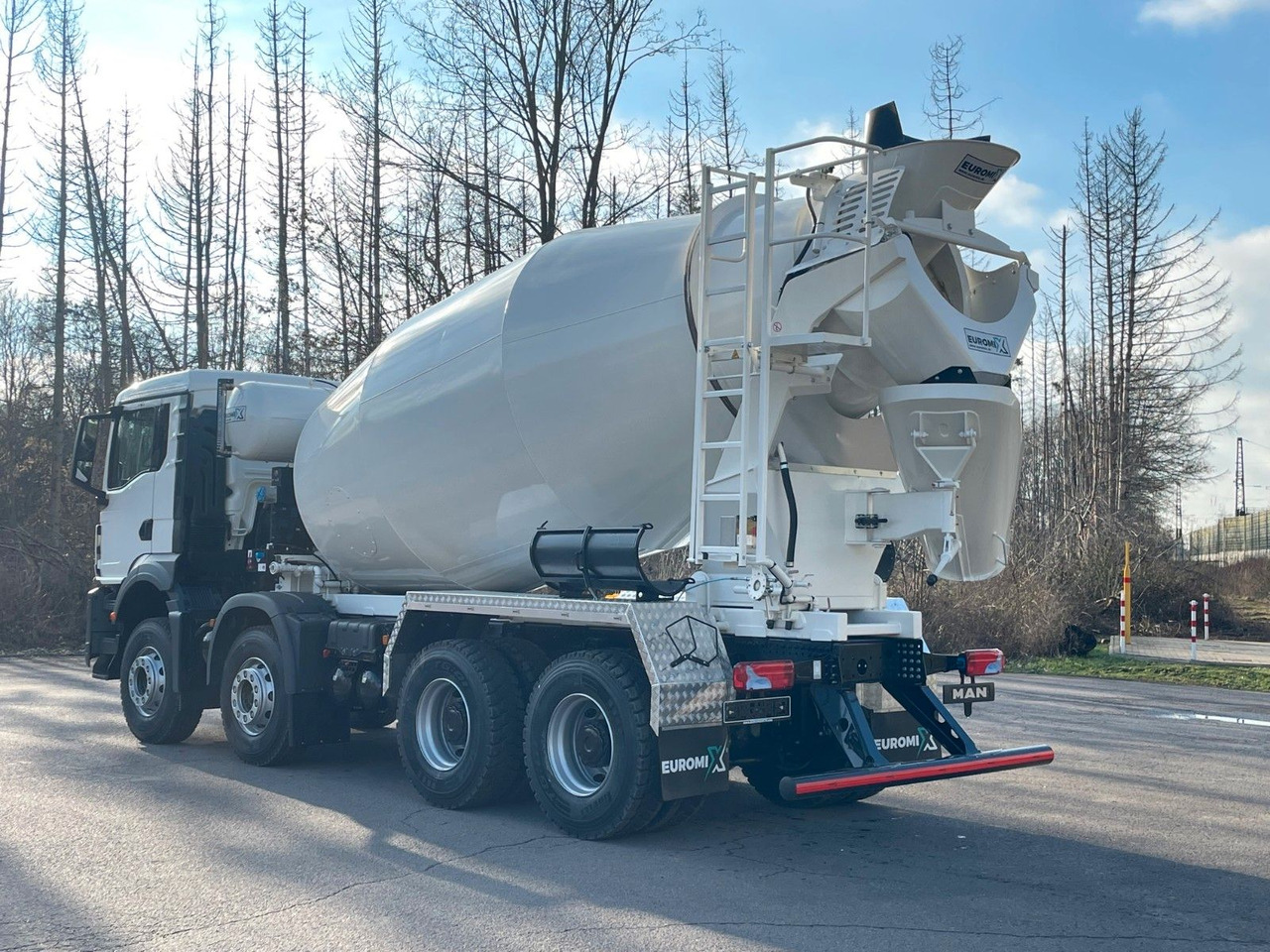 MAN TGS 41.400 8x4 / EuromixMTP EM 10m³ R / EURO 2 - Fahrmischer: das Bild 5 MAN TGS 41.400 8x4 / EuromixMTP EM 10m³ R / EURO 2 - Fahrmischer: das Bild 5
