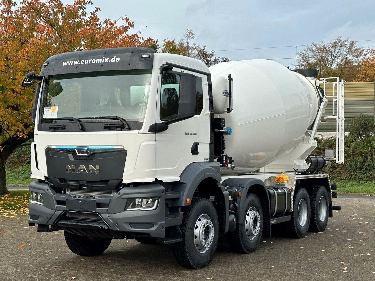 MAN TGS 41.440 8x4 /Euro6e Euromix EM 10 L - Fahrmischer: das Bild 2 MAN TGS 41.440 8x4 /Euro6e Euromix EM 10 L - Fahrmischer: das Bild 2