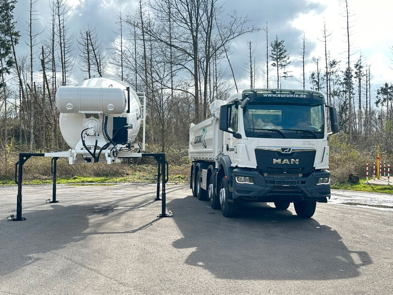 MAN TGS 41.440 8x4 WECHSELSYSTEM KIPPER+MISCHER - Fahrmischer: das Bild 3 MAN TGS 41.440 8x4 WECHSELSYSTEM KIPPER+MISCHER - Fahrmischer: das Bild 3