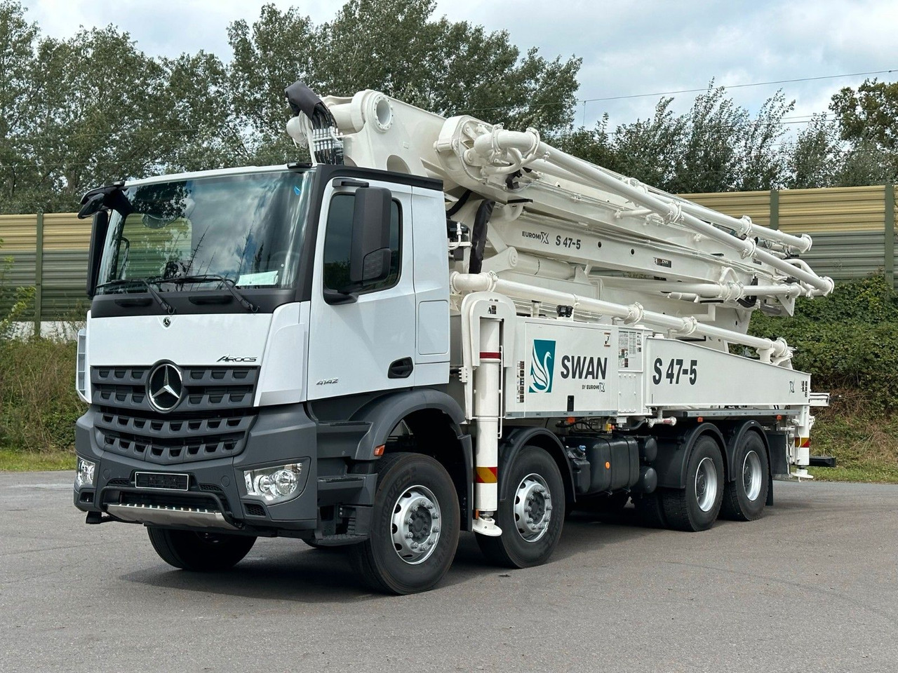 Mercedes-Benz Arocs 5 4142 8x4 SWAN TSP 47-5 160RZ ( 47m ) - Betonpumpe: das Bild 3 Mercedes-Benz Arocs 5 4142 8x4 SWAN TSP 47-5 160RZ ( 47m ) - Betonpumpe: das Bild 3