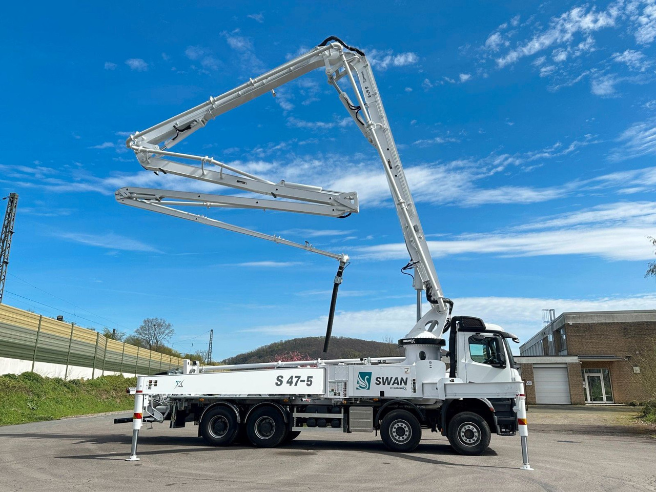 Mercedes-Benz Arocs 5 4542 8x4 SWAN TSP 47-5 160RZ ( 47m ) - Betonpumpe: das Bild 2 Mercedes-Benz Arocs 5 4542 8x4 SWAN TSP 47-5 160RZ ( 47m ) - Betonpumpe: das Bild 2