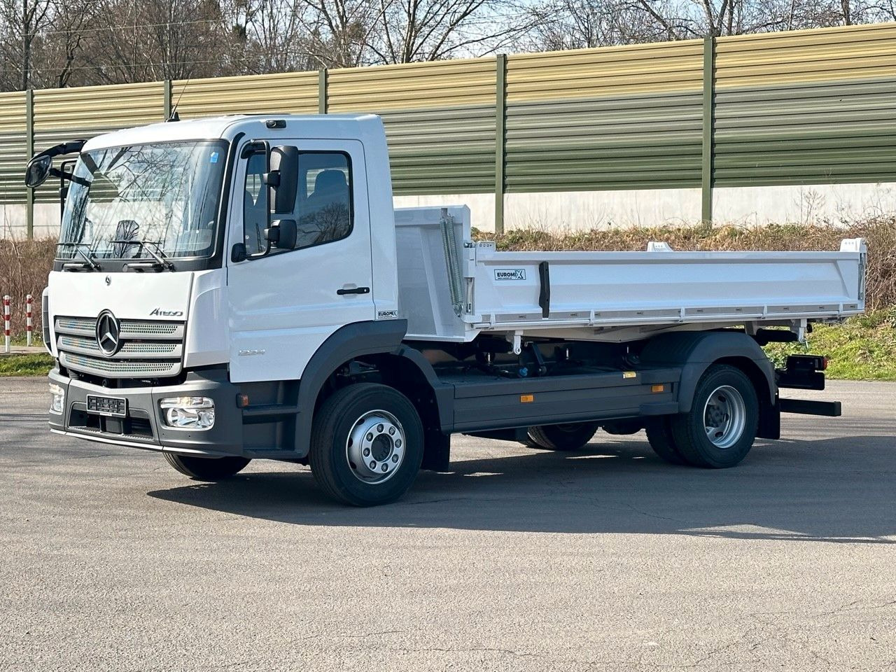 Mercedes-Benz Atego 1224 K EuromixMTP 3-Seiten-Kipper - Kipper: das Bild 3 Mercedes-Benz Atego 1224 K EuromixMTP 3-Seiten-Kipper - Kipper: das Bild 3