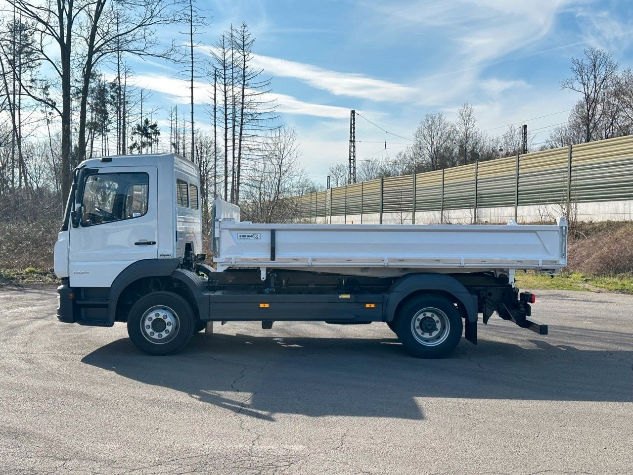 Mercedes-Benz Atego 1224 K EuromixMTP 3-Seiten-Kipper - Kipper: das Bild 4 Mercedes-Benz Atego 1224 K EuromixMTP 3-Seiten-Kipper - Kipper: das Bild 4