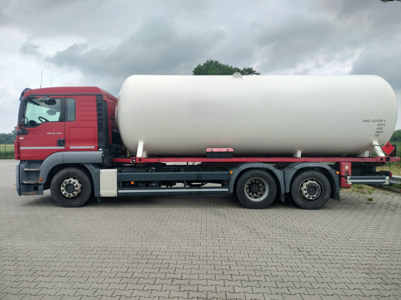 MAN TGS 26.400 6x2-4 LL -26900 L Gas tank truck -Gas, Gaz, LPG, GPL, Propane, Butane tank, Gastank ID 2.168 Rootselaar, flowmeter, pump - Tankwagen: das Bild 4 MAN TGS 26.400 6x2-4 LL -26900 L Gas tank truck -Gas, Gaz, LPG, GPL, Propane, Butane tank, Gastank ID 2.168 Rootselaar, flowmeter, pump - Tankwagen: das Bild 4