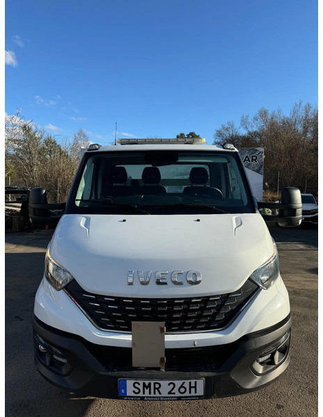 Iveco Daily 35C18, Flatbed + alu-side boards, 3.0TDi, 2022 - Pritsche LKW: das Bild 2 Iveco Daily 35C18, Flatbed + alu-side boards, 3.0TDi, 2022 - Pritsche LKW: das Bild 2