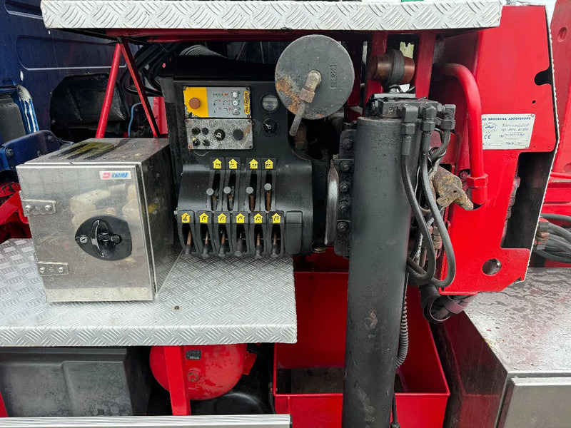 Scania P420 6X2*4, Hooklift-truck with Crane, 2008 - LKW, Autokran: das Bild 4 Scania P420 6X2*4, Hooklift-truck with Crane, 2008 - LKW, Autokran: das Bild 4