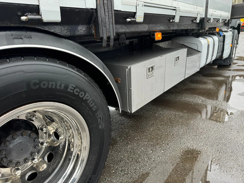 Pritsche LKW, Autokran Volvo FM 11.330 4x2, Flatbed-truck with 18t/m Crane, 2014: das Bild 12 Pritsche LKW, Autokran Volvo FM 11.330 4x2, Flatbed-truck with 18t/m Crane, 2014: das Bild 12