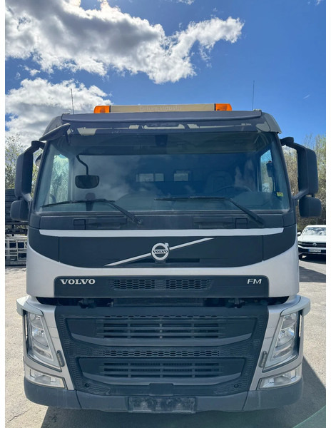 Volvo FM 370 6x2*4, 8m3 Mixer with Hyrdaulic slide, 2016 - Fahrmischer: das Bild 2 Volvo FM 370 6x2*4, 8m3 Mixer with Hyrdaulic slide, 2016 - Fahrmischer: das Bild 2