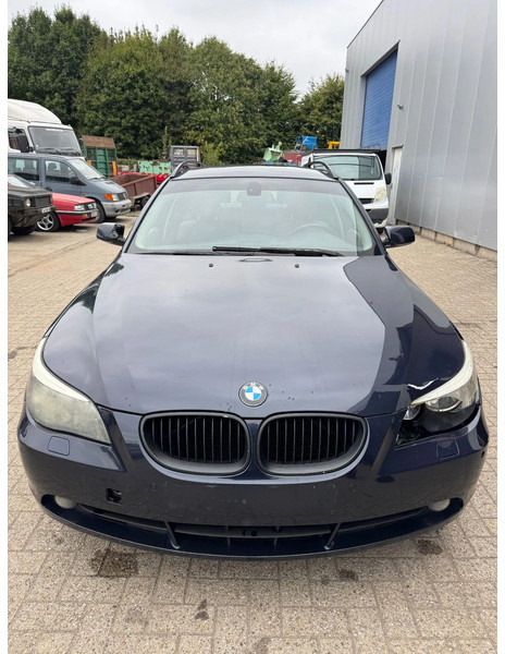 BMW 5 Serie **520D TOURING-EURO 4** - PKW: das Bild 2 BMW 5 Serie **520D TOURING-EURO 4** - PKW: das Bild 2
