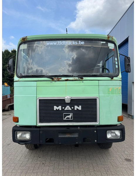 MAN F8 **32.291 8x4-6Cyl-BELGIAN TRUCK-BIG AXXLES** - Saug-/ Spülfahrzeug: das Bild 2 MAN F8 **32.291 8x4-6Cyl-BELGIAN TRUCK-BIG AXXLES** - Saug-/ Spülfahrzeug: das Bild 2