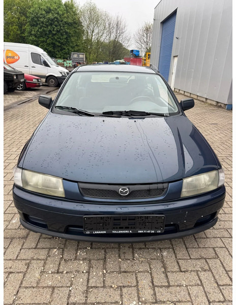 Mazda 323 **PETROL-ESSENCE-BELGIUM CAR** - Limousine: das Bild 2 Mazda 323 **PETROL-ESSENCE-BELGIUM CAR** - Limousine: das Bild 2