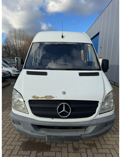 Mercedes-Benz Sprinter 310 **EURO 5-BELGIAN VAN** - Kleintransporter: das Bild 2 Mercedes-Benz Sprinter 310 **EURO 5-BELGIAN VAN** - Kleintransporter: das Bild 2