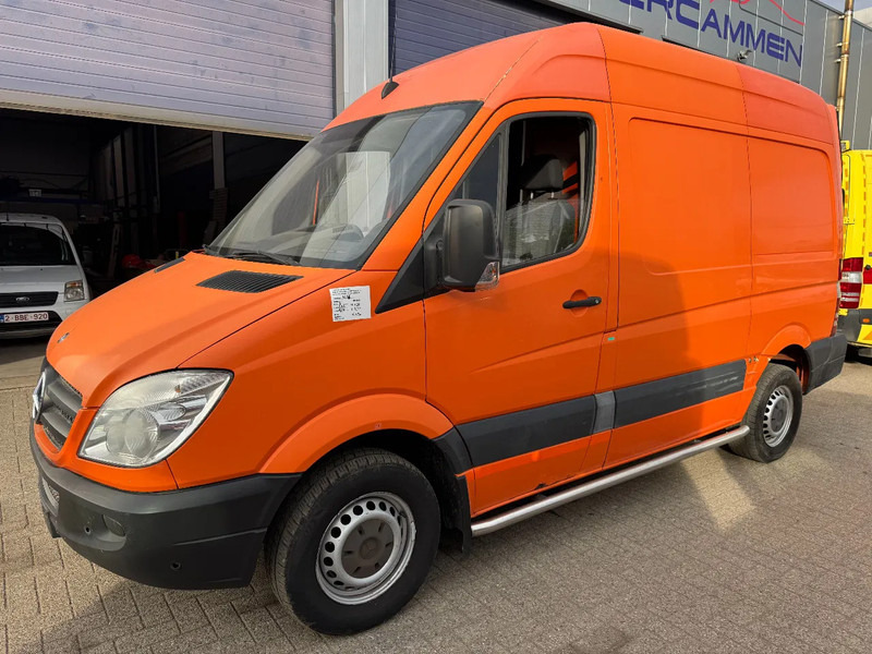 Mercedes-Benz Sprinter 310 **LIFT-HAYON-LBW** - Kastenwagen: das Bild 1 Mercedes-Benz Sprinter 310 **LIFT-HAYON-LBW** - Kastenwagen: das Bild 1