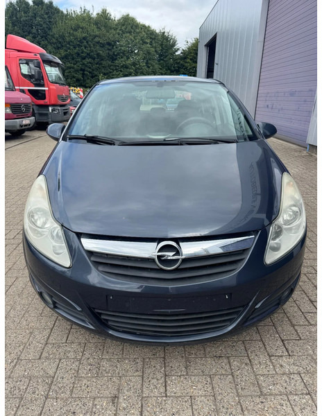Opel Corsa **EURO4-AIRCO** - Limousine: das Bild 2 Opel Corsa **EURO4-AIRCO** - Limousine: das Bild 2