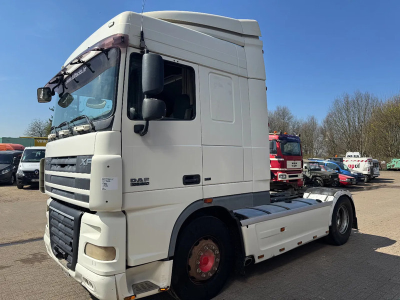 DAF XF 105.460 **EURO 5-RETARDER** - Sattelzugmaschine: das Bild 1 DAF XF 105.460 **EURO 5-RETARDER** - Sattelzugmaschine: das Bild 1