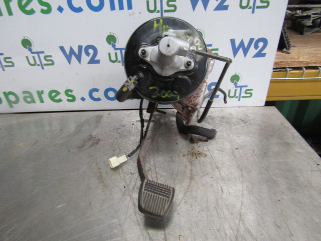 HINO 300 SERIES CLUTCH SERVO COMPLETE P/NO 131030-30030 - Motor und Teile für LKW: das Bild 1 HINO 300 SERIES CLUTCH SERVO COMPLETE P/NO 131030-30030 - Motor und Teile für LKW: das Bild 1