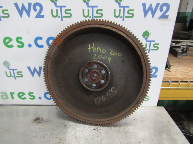 HINO 300 SERIES FLYWHEEL P/NO E0020 - Schwungscheibe für LKW: das Bild 1 HINO 300 SERIES FLYWHEEL P/NO E0020 - Schwungscheibe für LKW: das Bild 1