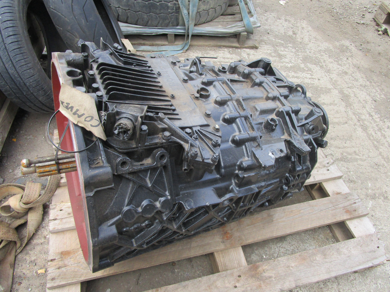 MAN ZF ASTRONIC GEARBOX TYPE 12AS2330TD - Getriebe für LKW: das Bild 3 MAN ZF ASTRONIC GEARBOX TYPE 12AS2330TD - Getriebe für LKW: das Bild 3
