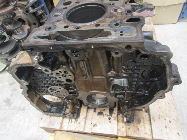 MERCEDES ACTROS MP4 OM471-6 ENGINE BLOCK - Motor und Teile für LKW: das Bild 2 MERCEDES ACTROS MP4 OM471-6 ENGINE BLOCK - Motor und Teile für LKW: das Bild 2