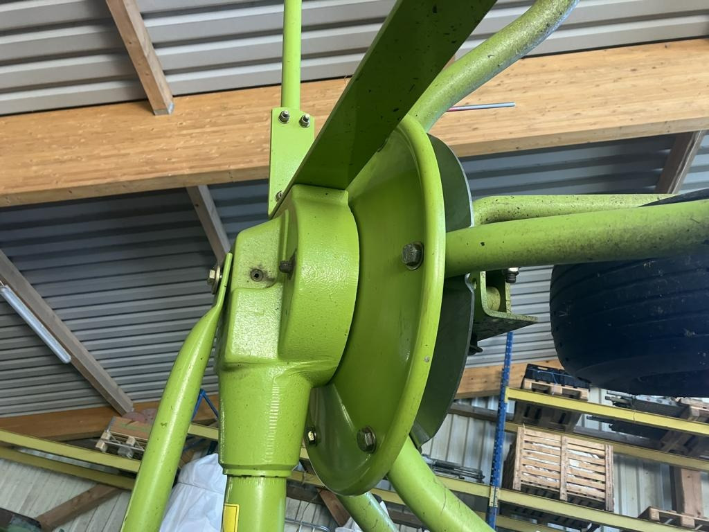 CLAAS VOLTO 64 - Heuwender/ Wenderechen: das Bild 3 CLAAS VOLTO 64 - Heuwender/ Wenderechen: das Bild 3