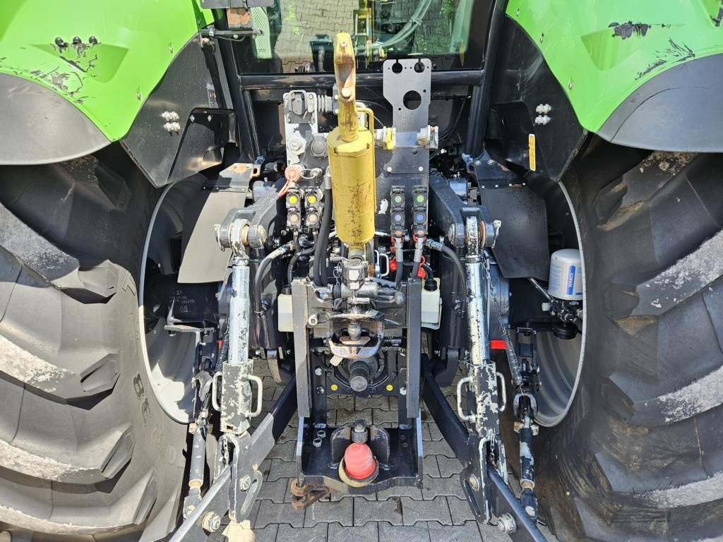 Traktor Deutz-Fahr 7210 TTV: das Bild 24