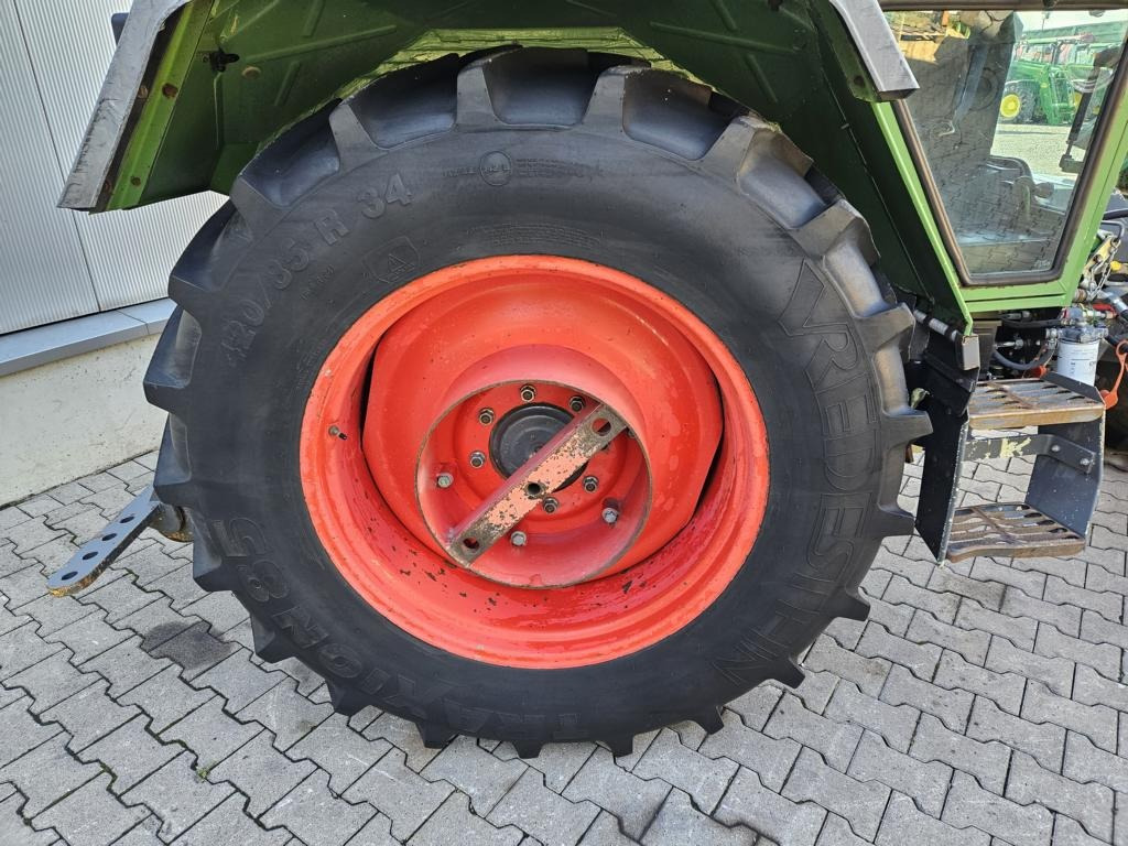 Fendt GT 380/2S - Traktor: das Bild 2 Fendt GT 380/2S - Traktor: das Bild 2