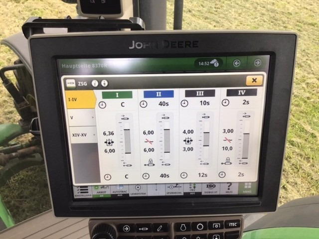 John Deere 8370R - Traktor: das Bild 2 John Deere 8370R - Traktor: das Bild 2