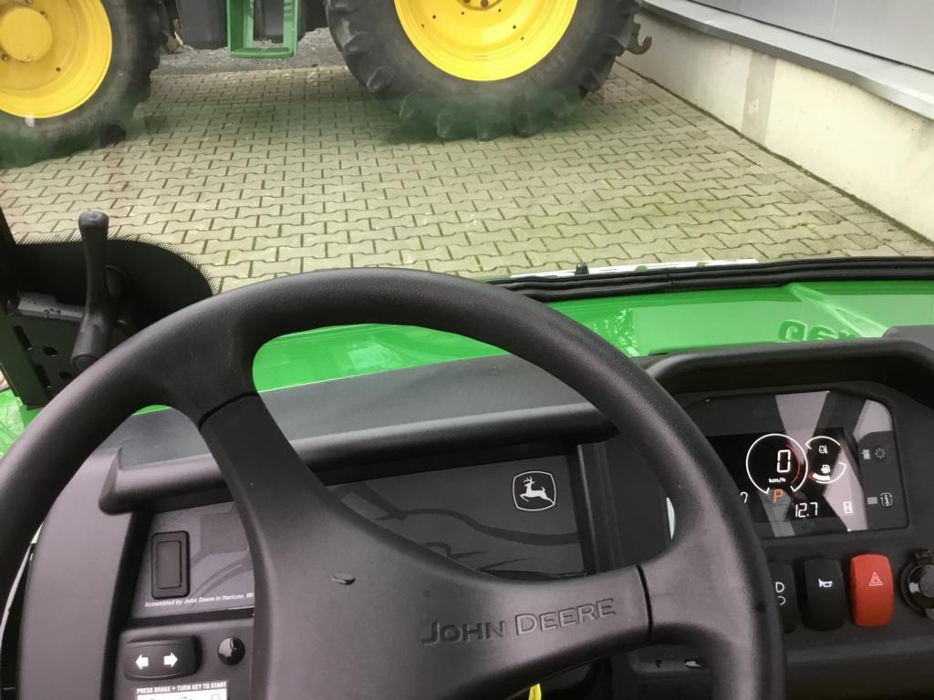 John Deere GATOR HPX 815 E - Quad: das Bild 2 John Deere GATOR HPX 815 E - Quad: das Bild 2