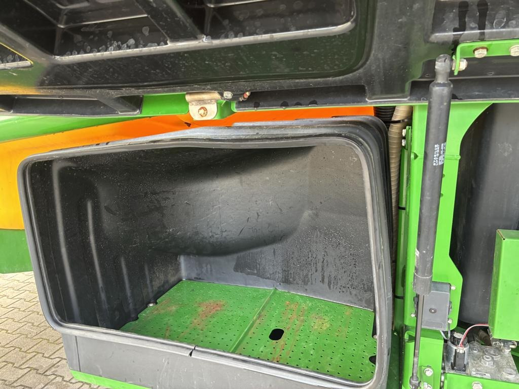 John Deere R944I POWRSPRAY - Pflanzenschutzspritze: das Bild 3 John Deere R944I POWRSPRAY - Pflanzenschutzspritze: das Bild 3