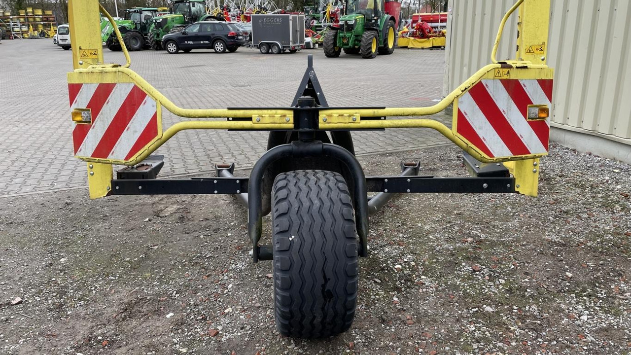 Kemper 300 F COMFORT - Pflückvorsatz für Mähdrescher: das Bild 2 Kemper 300 F COMFORT - Pflückvorsatz für Mähdrescher: das Bild 2