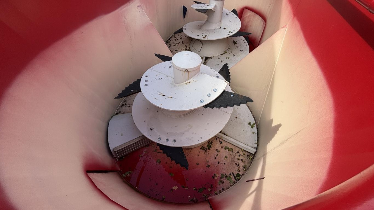 Mayer TRAILEDLINE CLASSIC DUO 16 - Futtermischwagen: das Bild 4 Mayer TRAILEDLINE CLASSIC DUO 16 - Futtermischwagen: das Bild 4