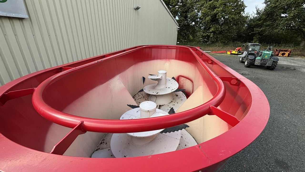 Mayer TRAILEDLINE CLASSIC DUO 16 - Futtermischwagen: das Bild 2 Mayer TRAILEDLINE CLASSIC DUO 16 - Futtermischwagen: das Bild 2