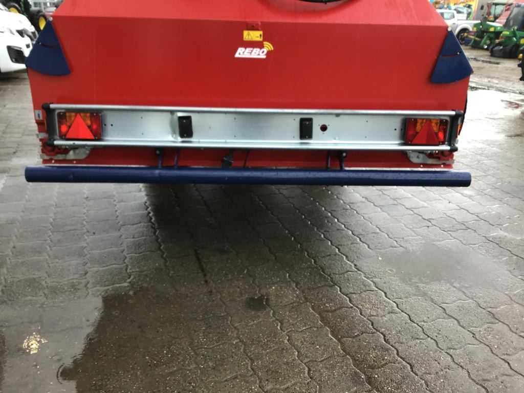 Mayer VM-18 DUO T - Futtermischwagen: das Bild 3 Mayer VM-18 DUO T - Futtermischwagen: das Bild 3