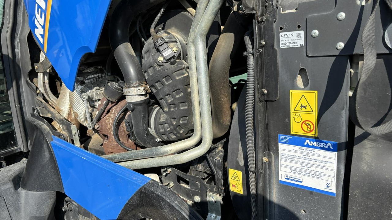 Traktor New Holland T 7.210: das Bild 26
