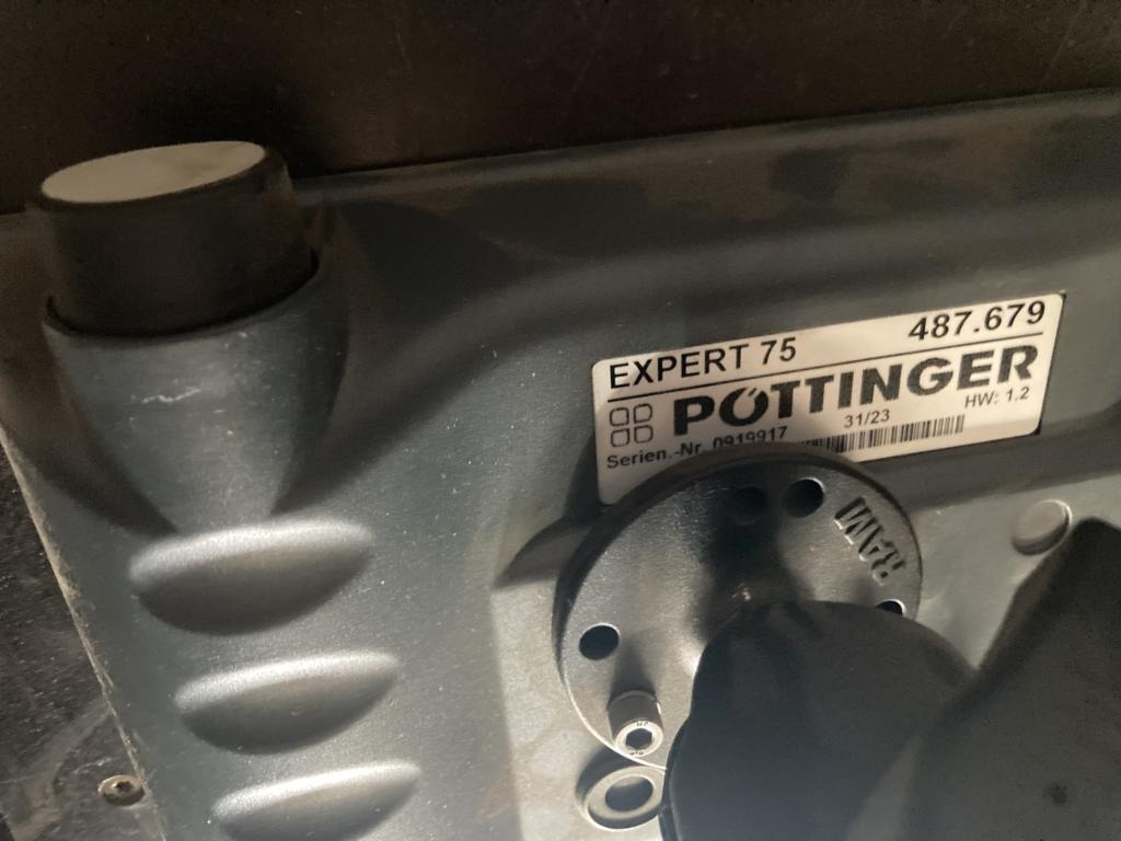 Pöttinger IMPRESS 3160 VC PRO - Grünlandtechnik: das Bild 4 Pöttinger IMPRESS 3160 VC PRO - Grünlandtechnik: das Bild 4