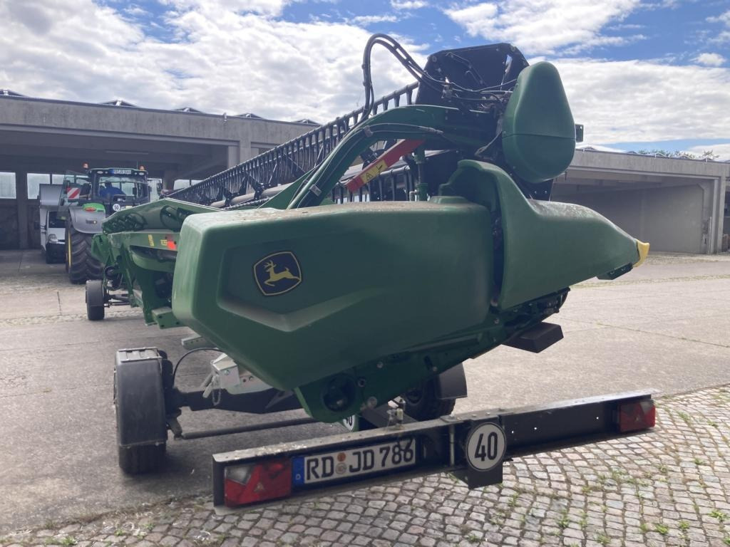 Ziegler 4WT JD RD35F - Mähdrescher: das Bild 2 Ziegler 4WT JD RD35F - Mähdrescher: das Bild 2
