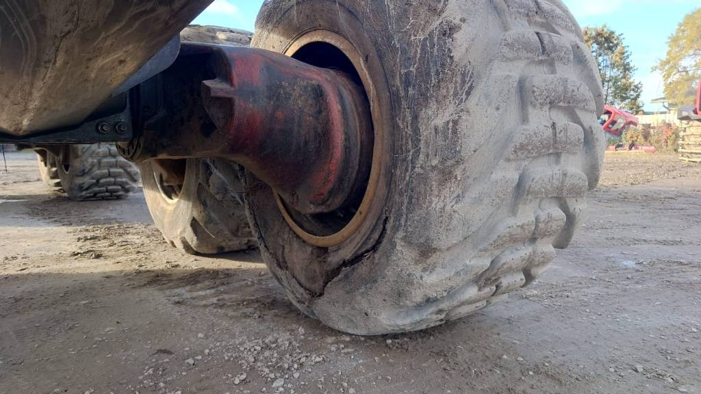 Komatsu 845 - Forwarder: das Bild 4 Komatsu 845 - Forwarder: das Bild 4