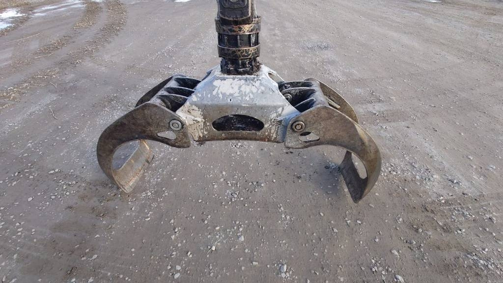 Komatsu 845 - Forwarder: das Bild 2 Komatsu 845 - Forwarder: das Bild 2