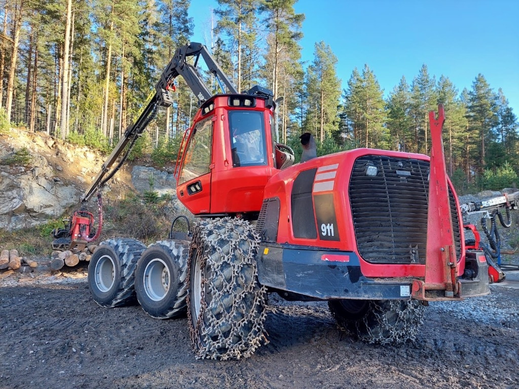Komatsu 911 - Harvester: das Bild 5 Komatsu 911 - Harvester: das Bild 5