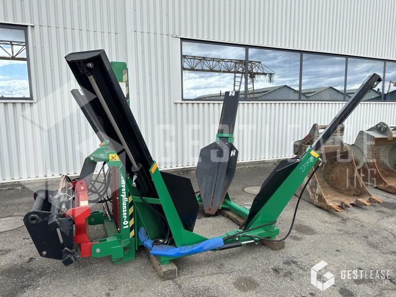 BYSTRON TRANSPLANTEUR D'ARBRES - Landmaschine: das Bild 1 BYSTRON TRANSPLANTEUR D'ARBRES - Landmaschine: das Bild 1